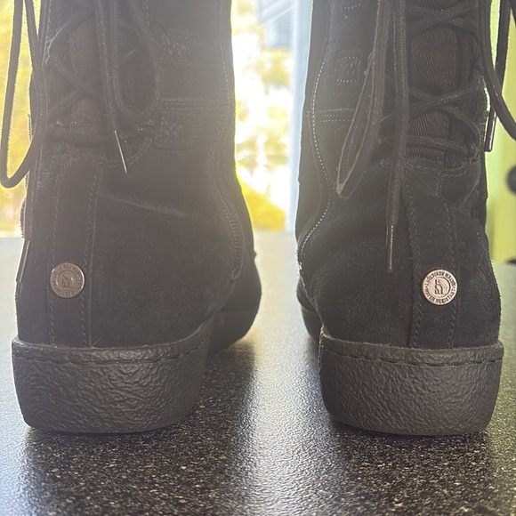 The North Face 200 Gram Insulation Primaloft Black Suede Boots Women’s Size 10 ! - Picture 7 of 13